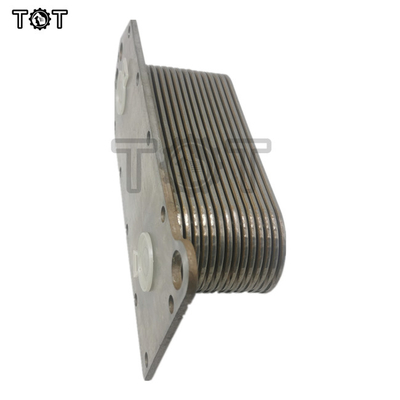 Noyau 6CT 6D114 3974815 de réfrigérant à huile de pièces de Diesel Engines d'excavatrice 3918175 3906296